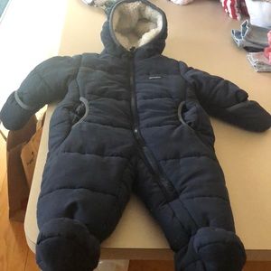 6/9mos Osh Kosh baby snow suit